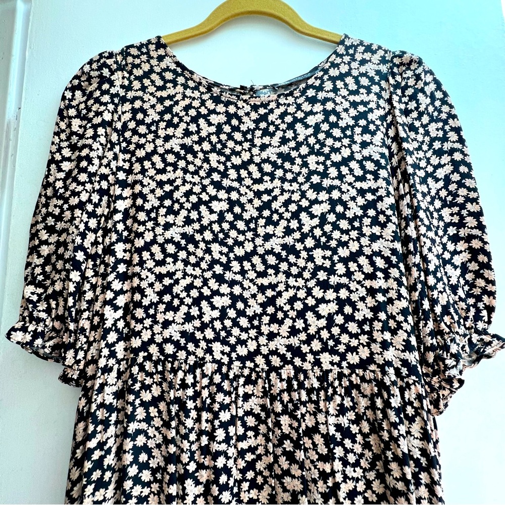 ZARA Black + Nude Floral Midi Dress Size M